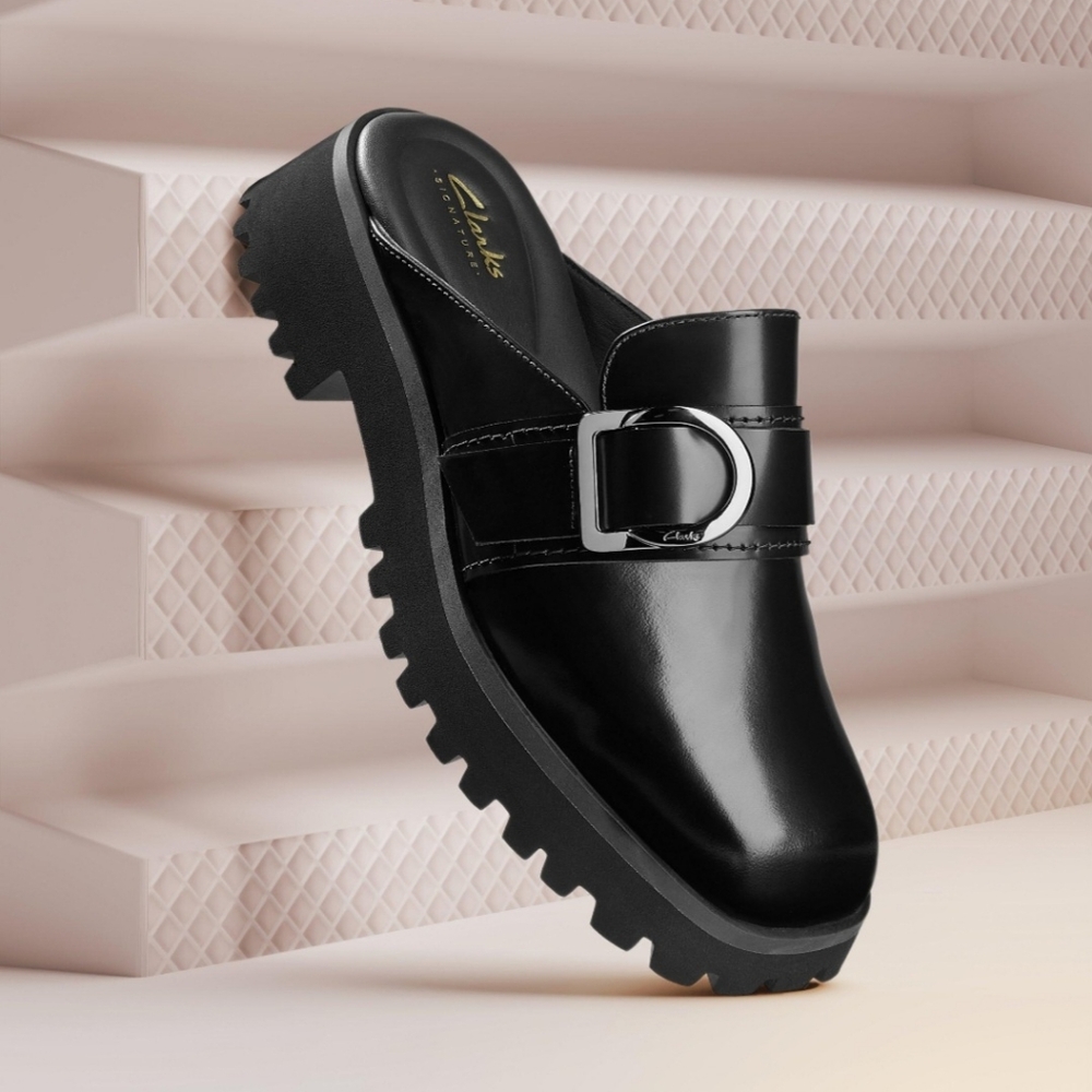 Clarks Stayso Free Black Leather Chunky Heel Mule‎ Loafer Y2K Size 8